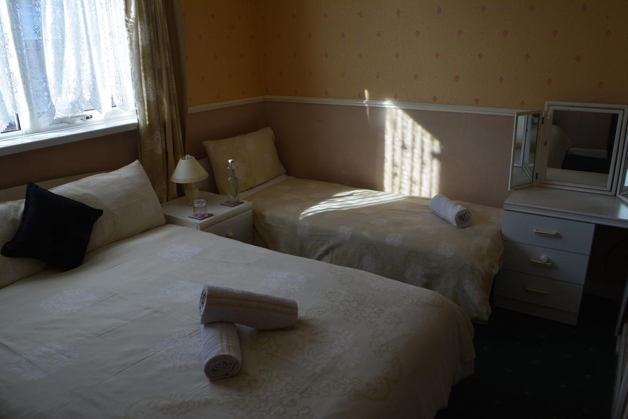 Holm Lea Hotel Blackpool Bagian luar foto