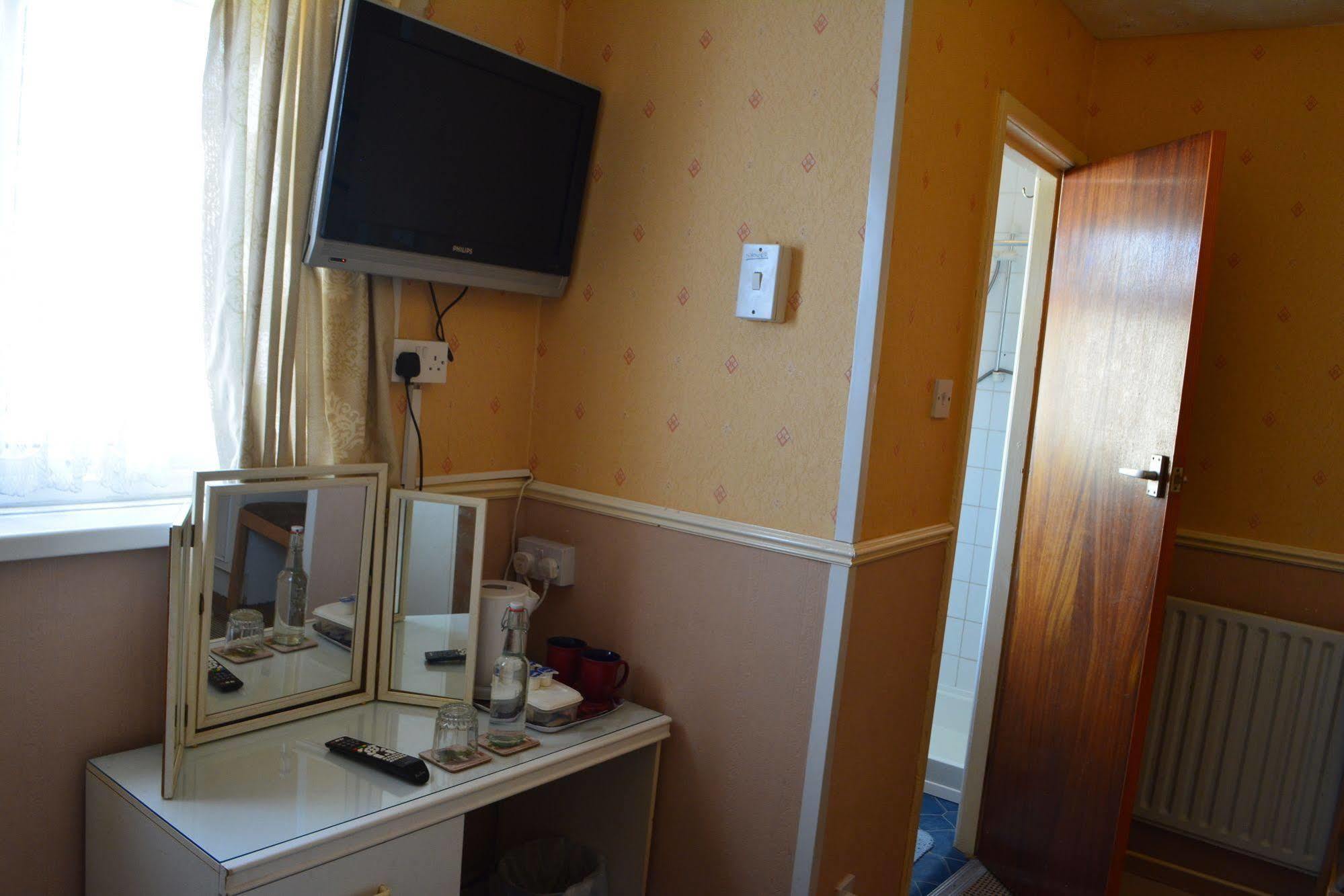 Holm Lea Hotel Blackpool Bagian luar foto