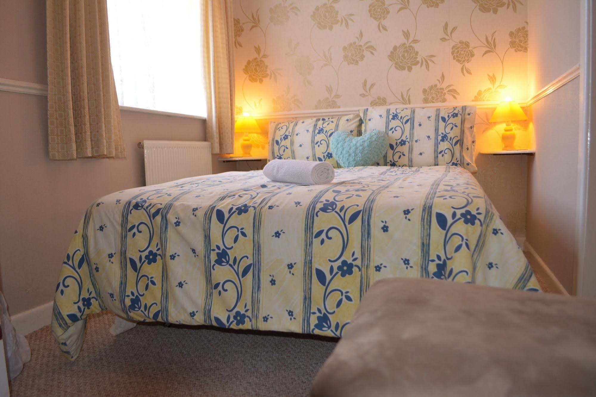 Holm Lea Hotel Blackpool Bagian luar foto